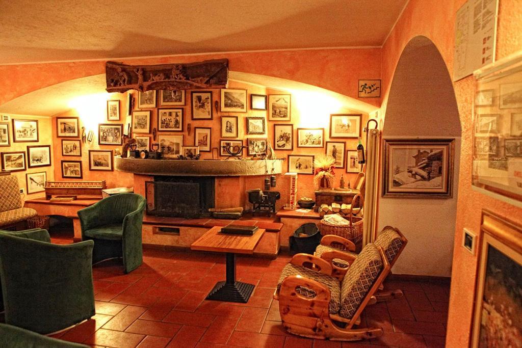 À l'Hostellerie Du Paradis Valsavarenche Exterior foto
